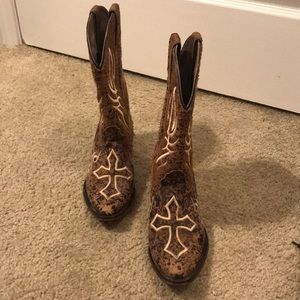 CUTEST cowboy boots